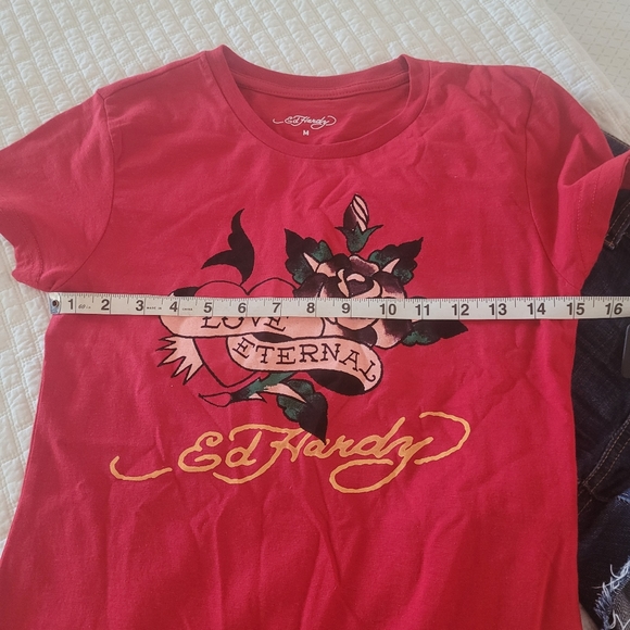 Ed Hardy Tee - Picture 9 of 10